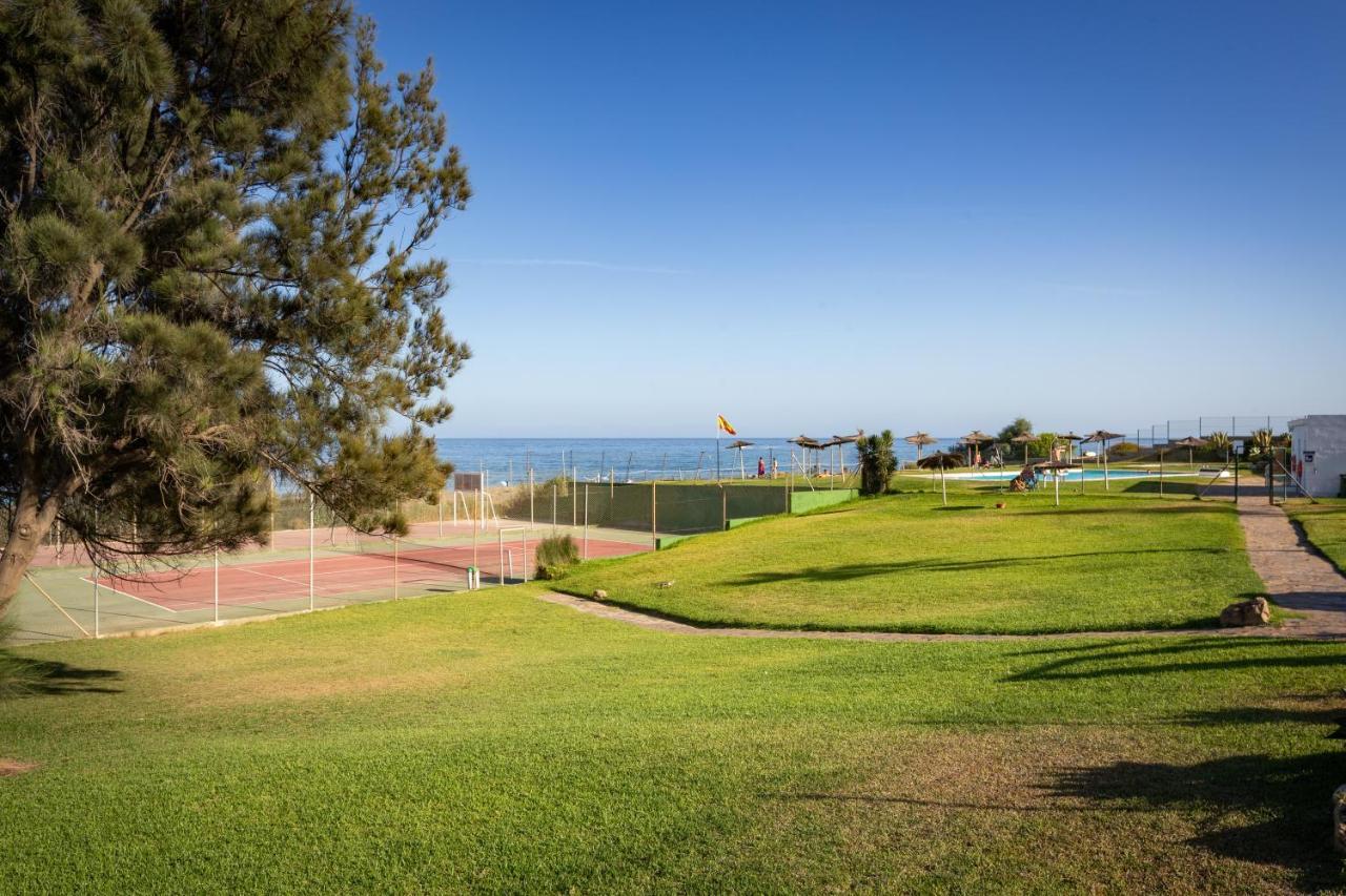 Relax At Premium Beach Flat - Aldea Beach Манилва Экстерьер фото